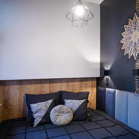 Apartament z jacuzzi w centrum Sanoka Zewnętrze zdjęcie