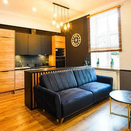 Apartament z jacuzzi w centrum Sanoka Zewnętrze zdjęcie